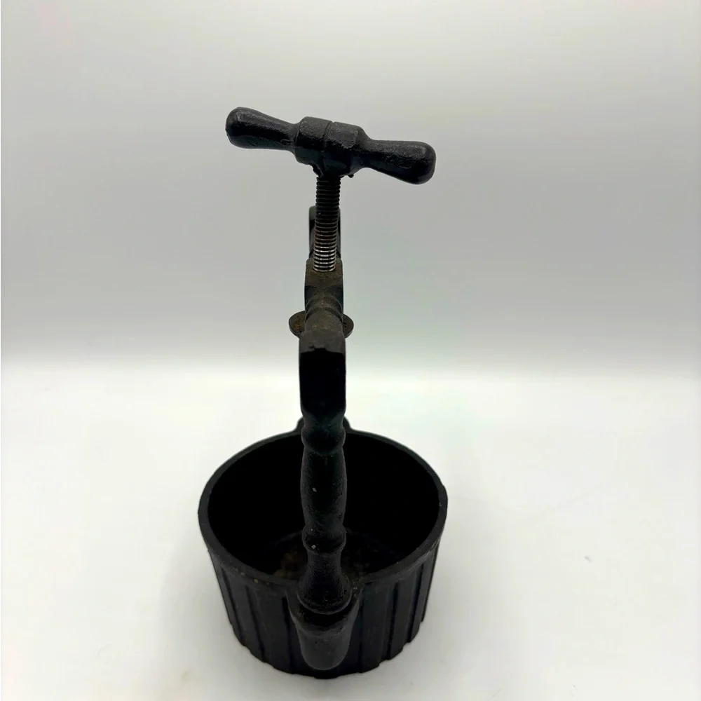 Vintage Enesco Black Cast Iron Nut Screw Press Farmhouse Kitchen Tool